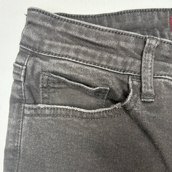 Guess Women’s Black Denim Skinny Distressed Jeans | Size 28 - Picture 4 of 9
